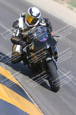 media/Sep-30-2023-SoCal Trackdays (Sat) [[636657bffb]]/Turn 3 Inside (1035am)/